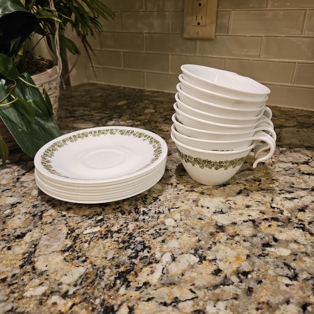 Corelle Crazy Daisy Set Of 8 Coffee Cups With Hook Handles And Saucers